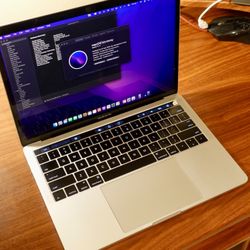 2016 MacBook Pro Touch Bar 8gb 2.9ghz i5 256gb