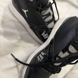 Jordan Flight 1 Size 4.5y Literally Almost New