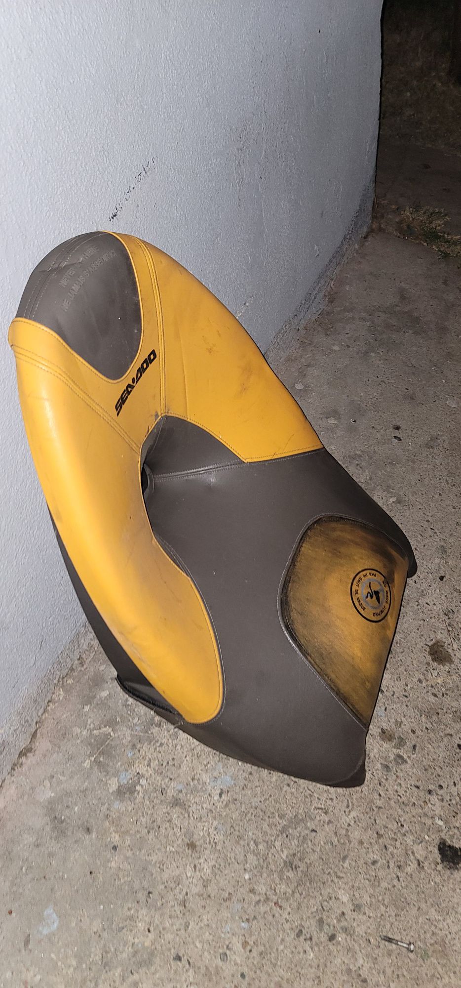Photo Seadoo 3D car mode seat hard to find in good condition