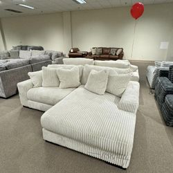 Living Room Furniture Sectional Sofa With Chaise ⭐⭐$39 Down Payment with Financing ⭐ 90 Days same as cash