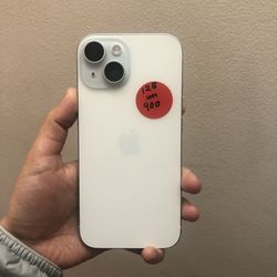 iPhone 15 128gb unlocked sold with store warranty 