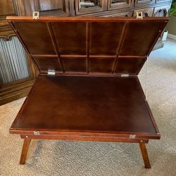 Elegant Puzzle Table