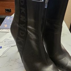 Great DKNY  BOOTS 6 1/2  Only $13