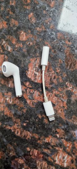iphone ear one side &cable