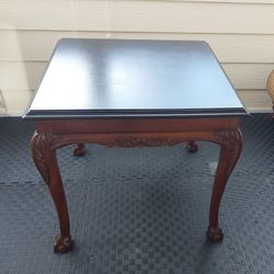 Lane LaVista Chippendale style End Table with Black Accent Top