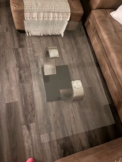 Class coffee table