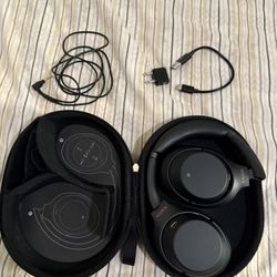 Sony WH1000XM3 Headphones