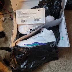 Grape 5s Ds** Shoot Offers** Size 10.5