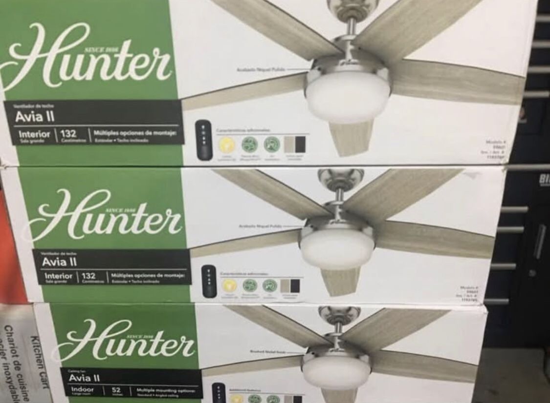 Hunter Avia II LED 52" Ceiling Fan with remote control