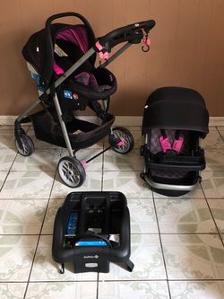 LIKE NEW MINNIE MOUSE TRAVEL SYSTEM STROLLER CAR SEAT AND BASSINET 3 IN 1