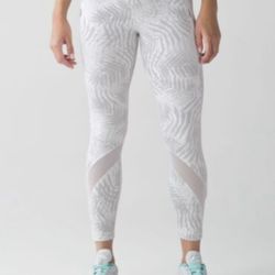 Lululemon Inspire Tight II Palm Camo White Nimbus Luxtreme Legging