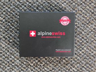Alpine Swiss wallet
