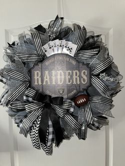 Raiders Wreaths