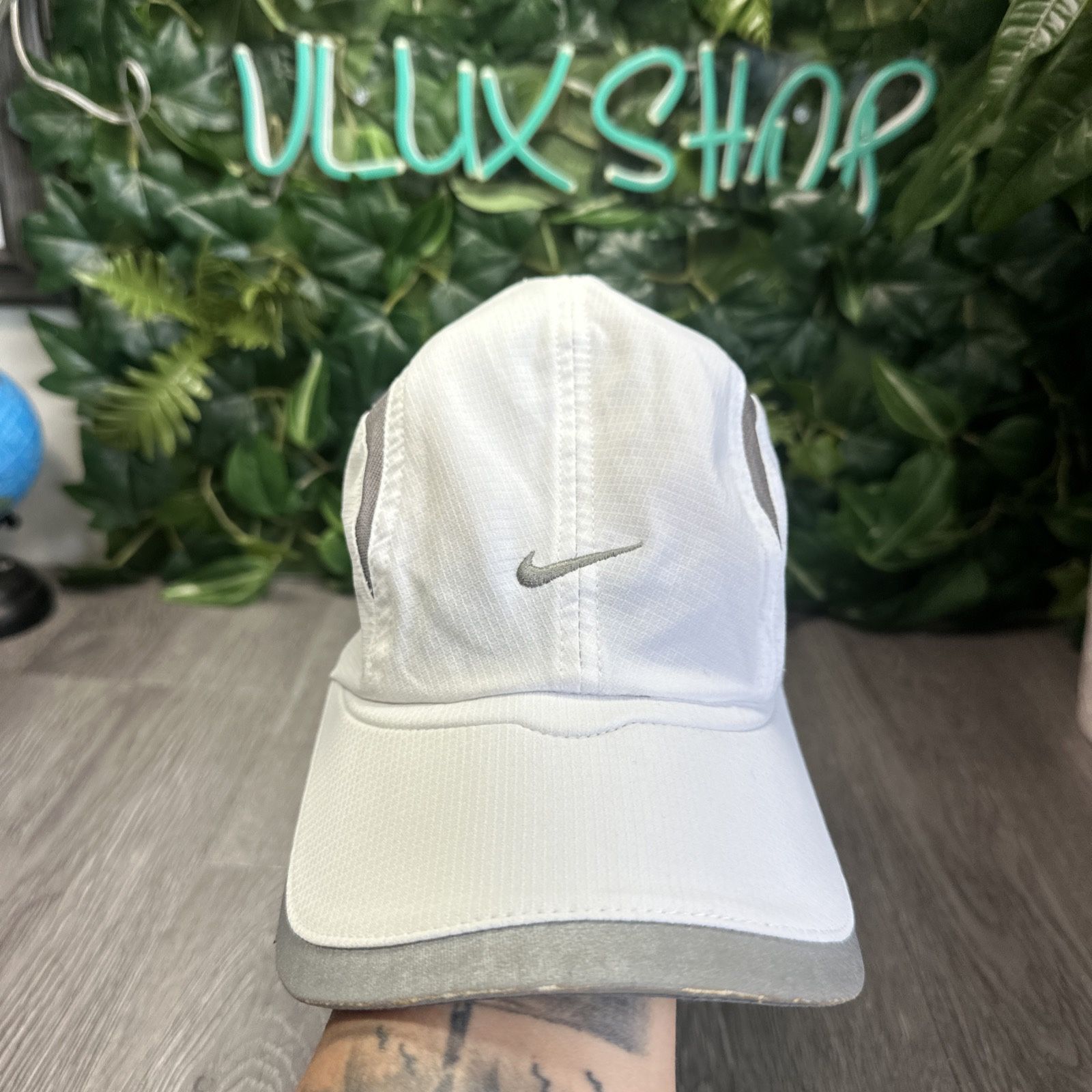 Vintage Nike Tailwind Hat Cap Strapback White Gray Panel Mesh Rare