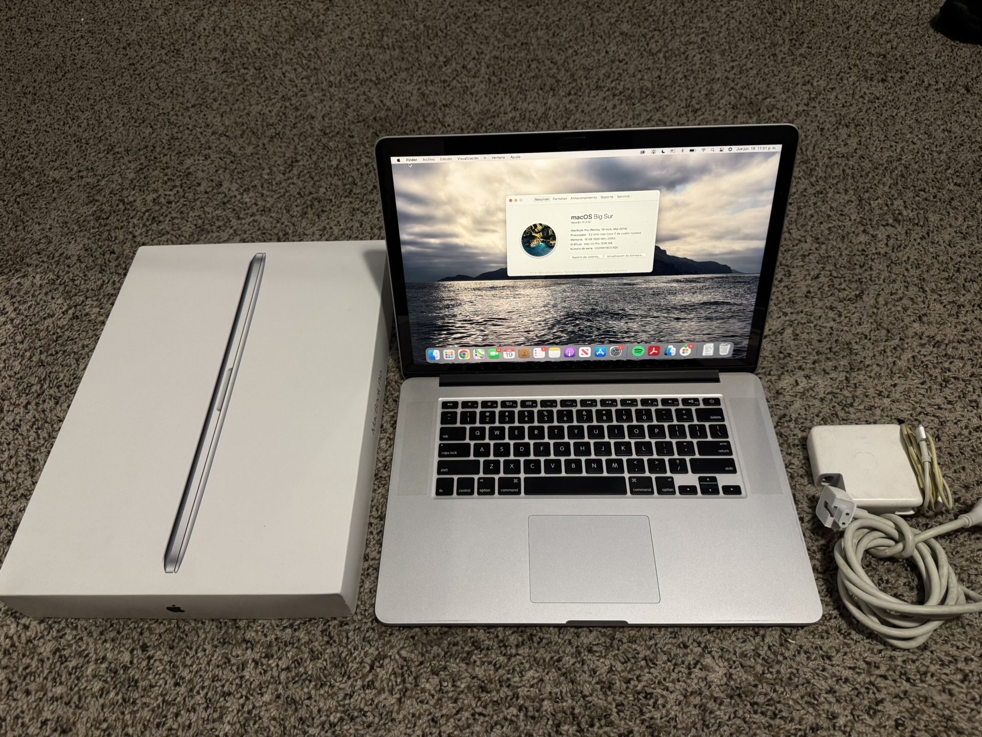 MacBook Pro Retina, 15-inch- Apple Laptop