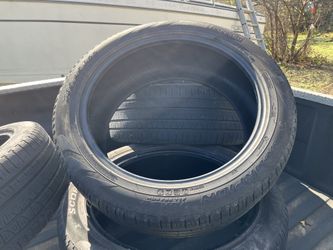 Perelli Scorpion Verde 285/45-R22