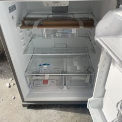Whirlpool Fridge