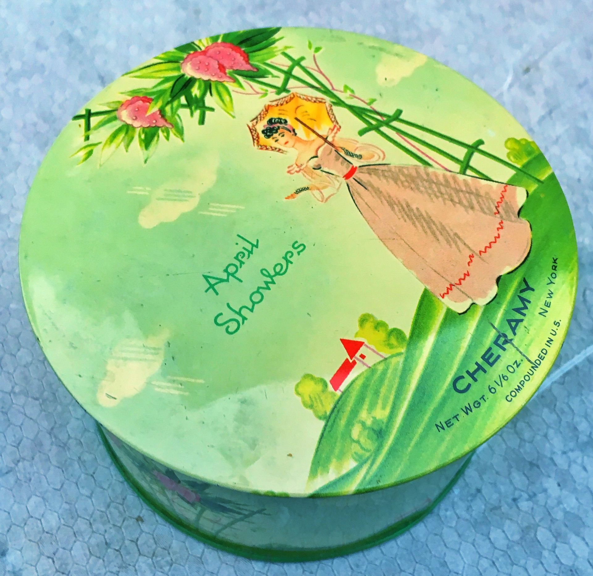 April showers Cheramy Art Deco vanity face powder tin