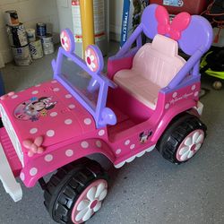 Kids Minnie Mouse Ride-On Jeep
