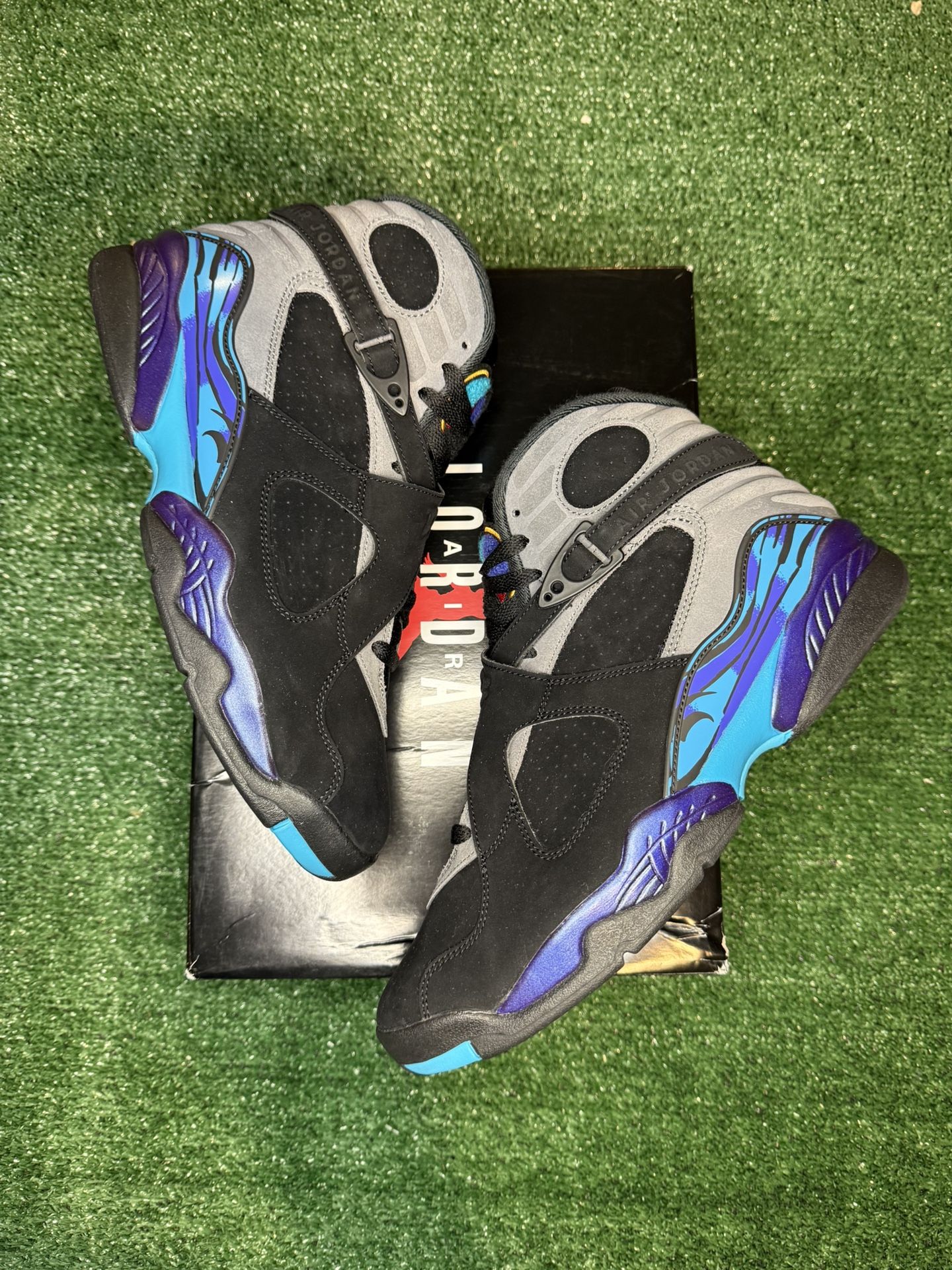 NEW Air Jordan 8 Retro 'Aqua' 2025 Men’s Size 11 305381-006