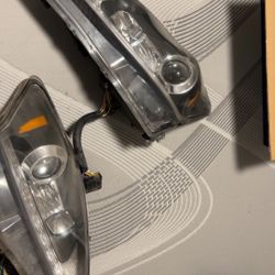 Lexus IS250 Headlights 