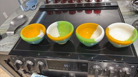 Glass decorative bowls