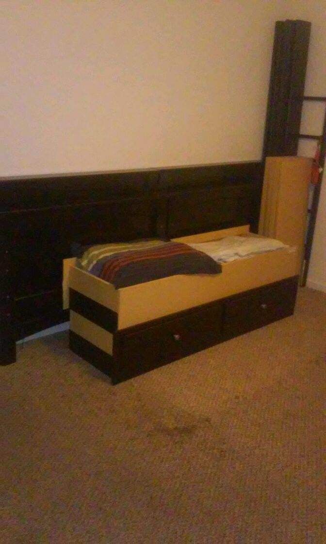 Bunk beds with drawers