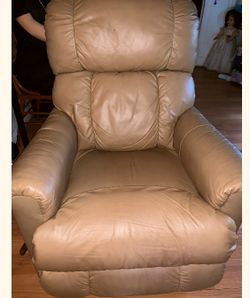 REAL LEATHER LAZY BOY GALLIERIES RECLINER