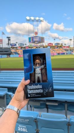 Dodgers Yamamoto "Last Out" Bobblehead