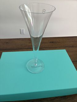 Brand New Pair Of Tiffany’s Champagne Flutes