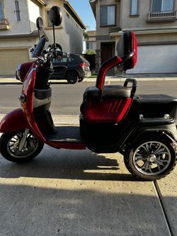 Red Electric 3-Wheel Trike Scooter – High Performance (No Key)