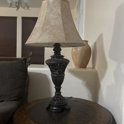 2 lamps
