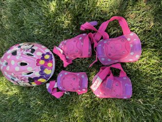 Minnie Mouse Helmet, Elbow & Knee Pads