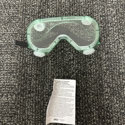 Safety Goggles: Anti-Fog & Scratch-Resistant Clear Polycarbonate Lenses 