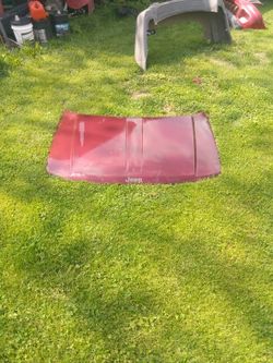 01 Jeep Grand Cherokee Limited Hood