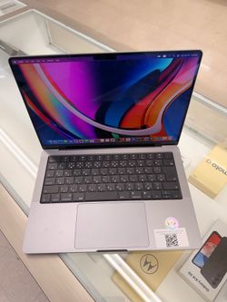 MacBook Pro M2 pro 512GB 16ram 14”