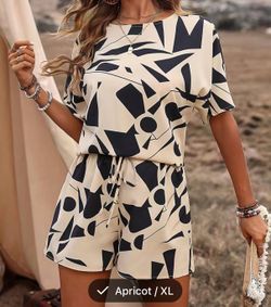 Matching shorts and shirt summer chic (XL)