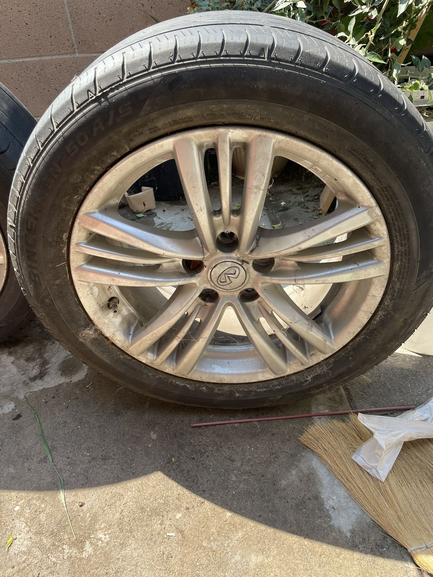 Infiniti G37 Wheels