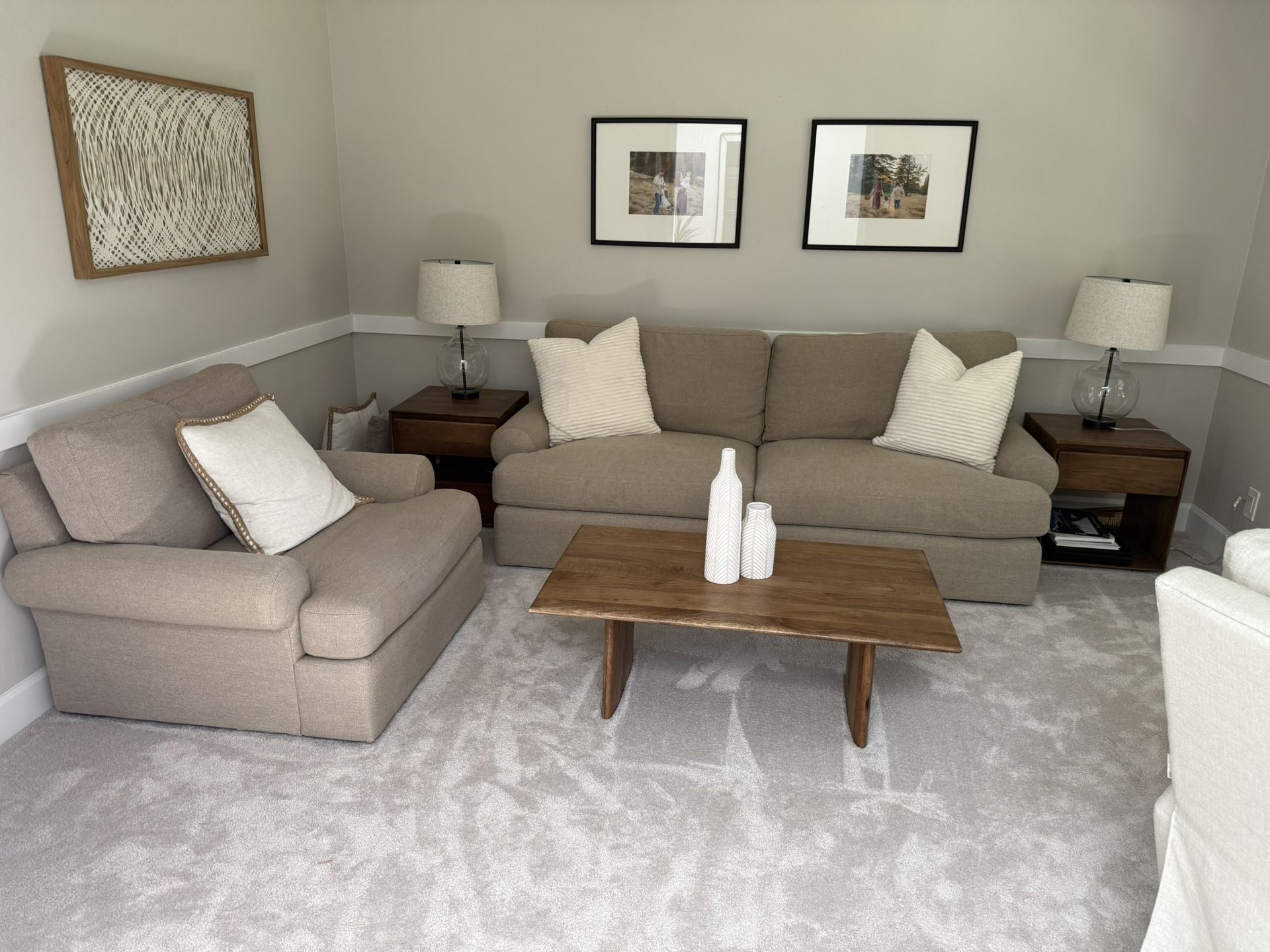 Bassett Living Room Set