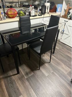 Dinningroom set (read description)