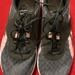 Sneakers Reebok Women’s Sneakers Gray and Pink Size 10