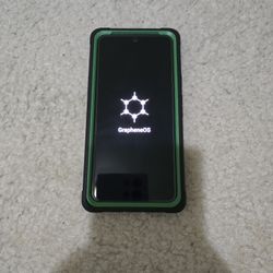 Pixel 8 W/ GrapheneOS Installed