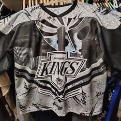 Vintage 90's NHL Los Angeles Kings Jersey