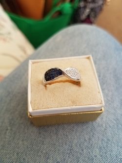 Black and white sapphires ring