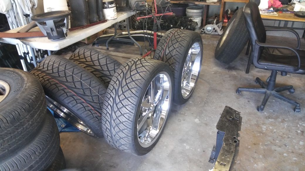 Staggered 5x5 obs c10 wheels 22s