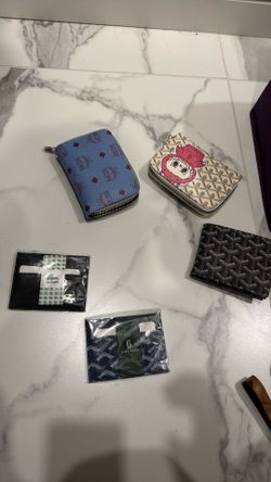 Wallet buy o e get one free