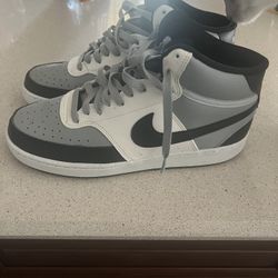 Nike Size 9 Men