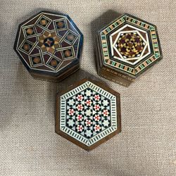 Three(3) Vintage Handcrafted Marquetry Inlaid Decorative Trinket/ Jewelry Boxes