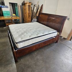 King Bed And Mattress 