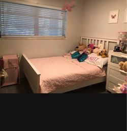 Full bed